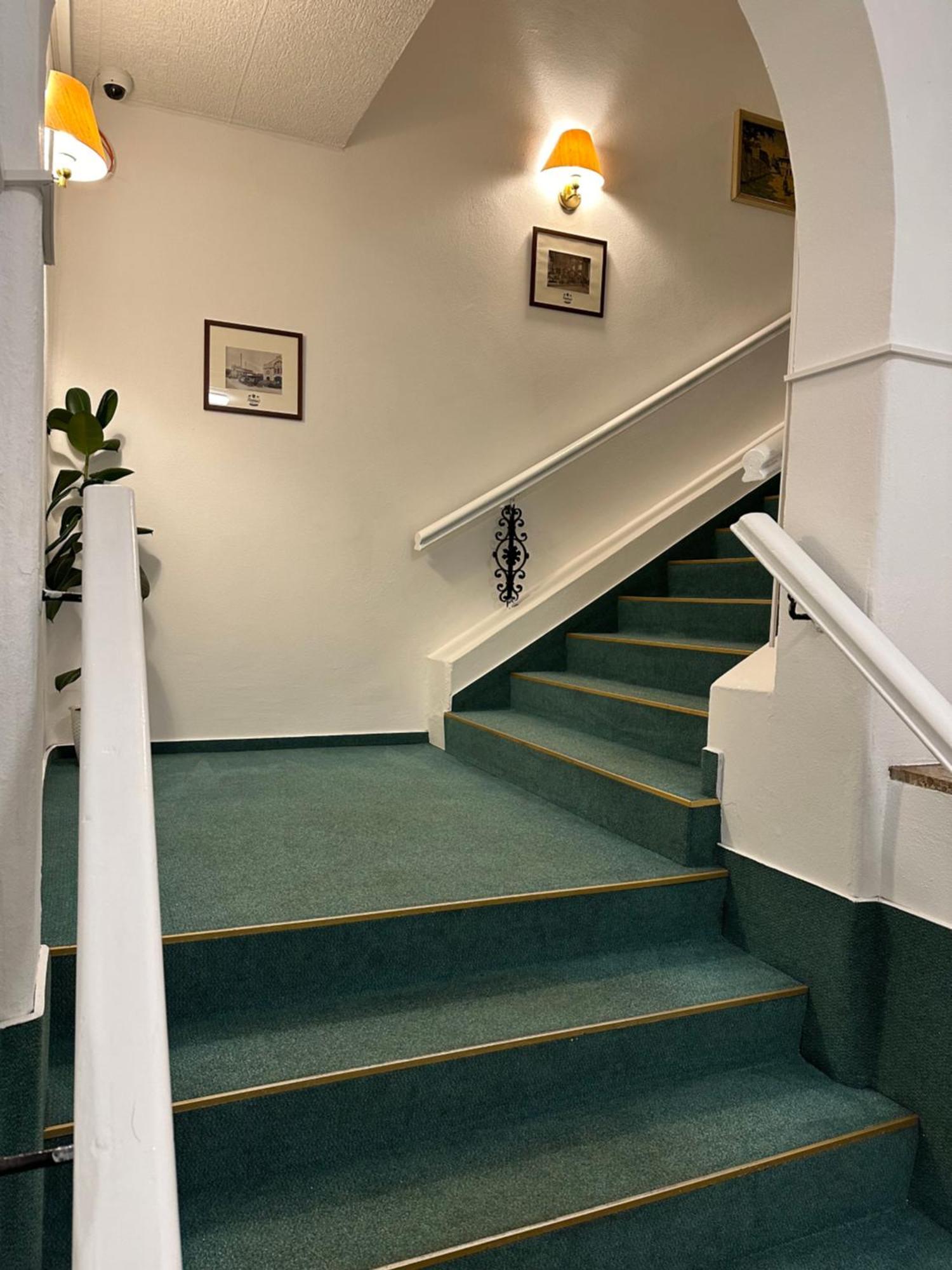 Hotel Sachsenhof รีซา ภายนอก รูปภาพ